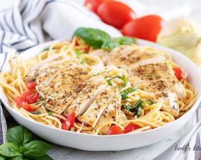 Bruschetta-Topped Chicken & Spaghetti
