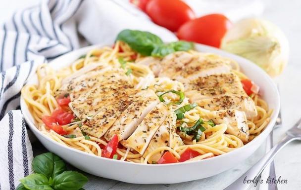 Bruschetta-Topped Chicken & Spaghetti