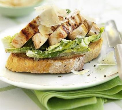 Chicken, Spinach and Sun Dried Tomato Open Sandwich