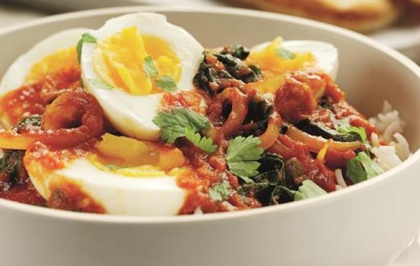 Fiery egg and spinach curry
