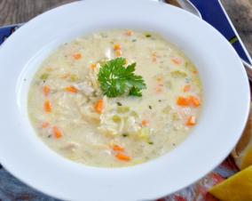 Greek Lemon Chicken Soup (Avgolemono)