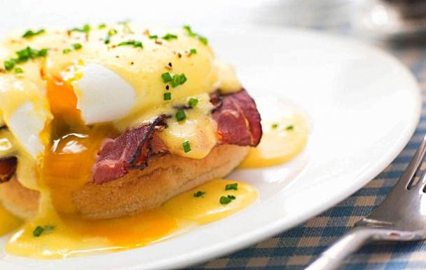 Healthy Colcannon Cakes with Poached Eggs recipe