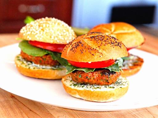 Healthy Low-fat chicken burger