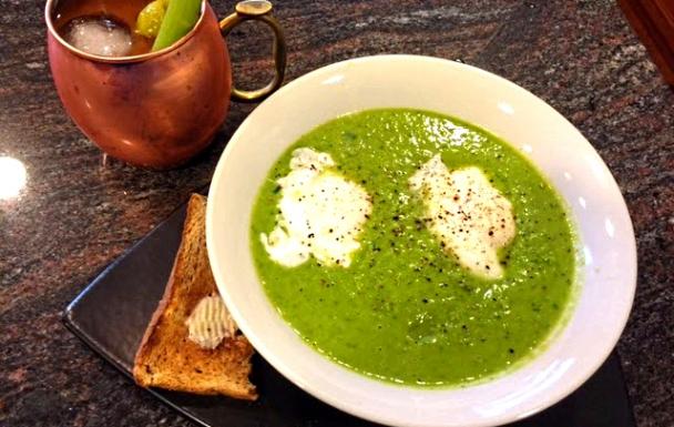 Healthy Poached Eggs with Green Pea and Asparagus Soup