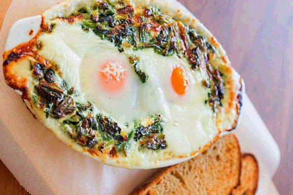 Healthy Veg baked eggs