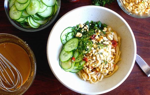 Healthy and low fat Cold Sesame Noodles with Chicken and Cucumbers