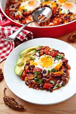 Healthy and spicy Black Beans, Avocado, Eggs recipe