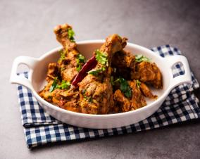 Malwani Chicken Sukka Recipe