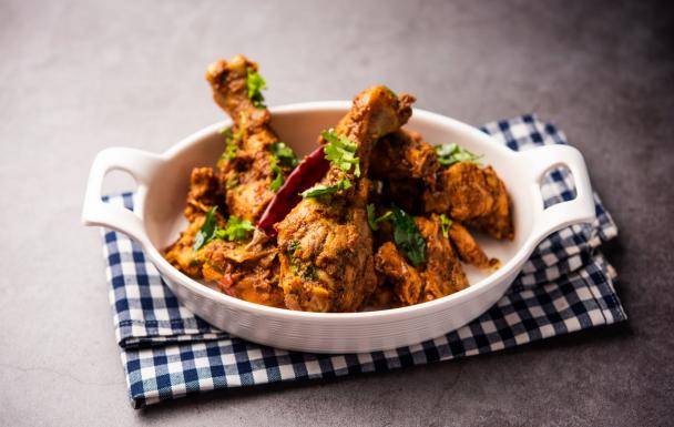 Malwani Chicken Sukka Recipe