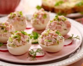 Healthy Easter Recipe: Lemon-Dill Chicken Salad-Stuffed Eggs